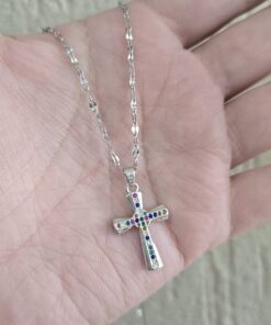 Cadena con dije cruz